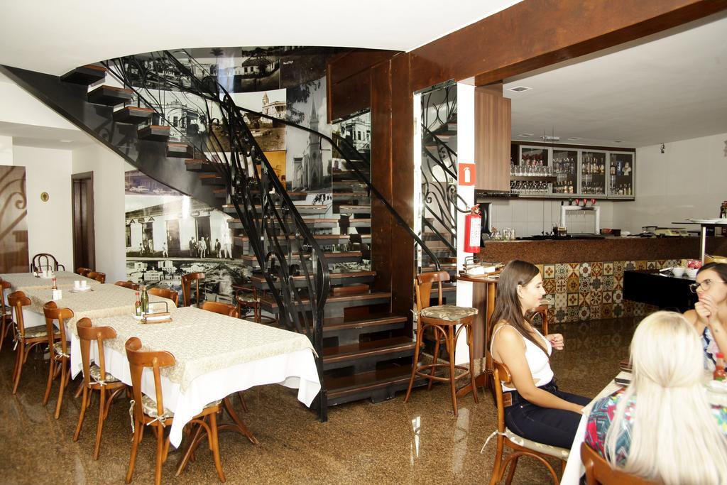 Galatas Central Hotel Patos de Minas Eksteriør bilde